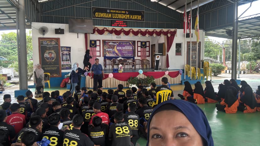 Community engagement at Sekolah Kebangsaan Alor Pasir. Renewable Energy advocacy from Cypark Resources Bhd